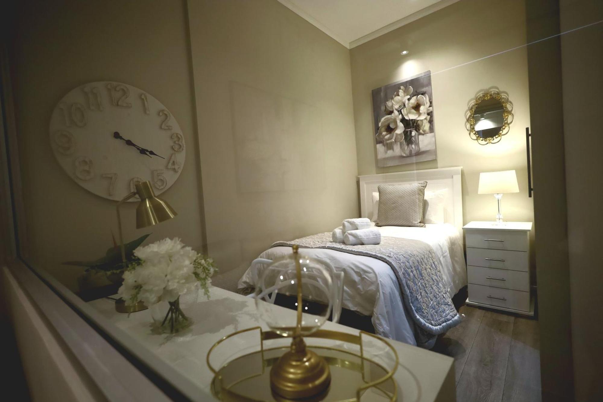 Menlyn Maine Luxury Rentals Претория Экстерьер фото
