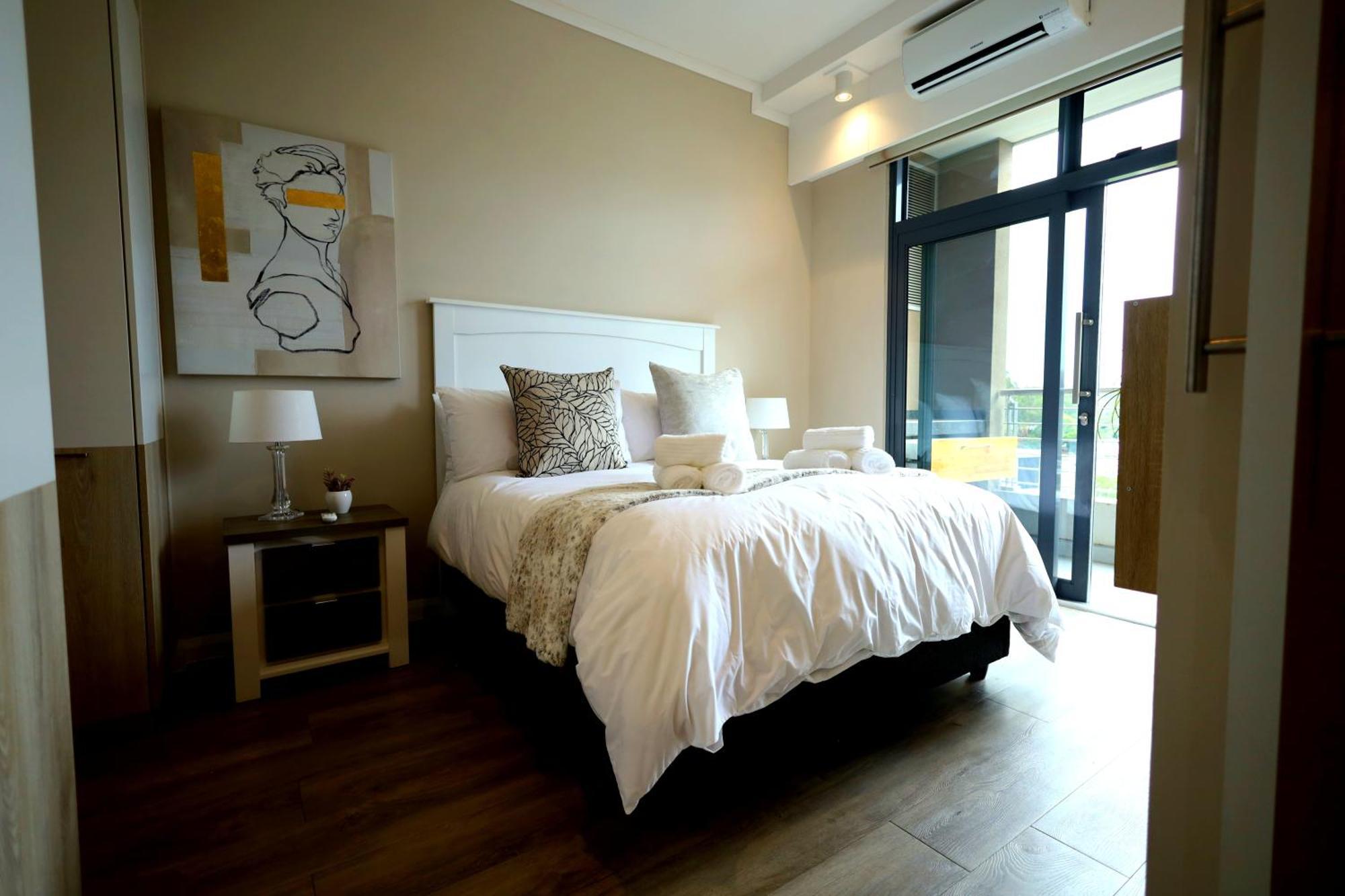Menlyn Maine Luxury Rentals Претория Экстерьер фото