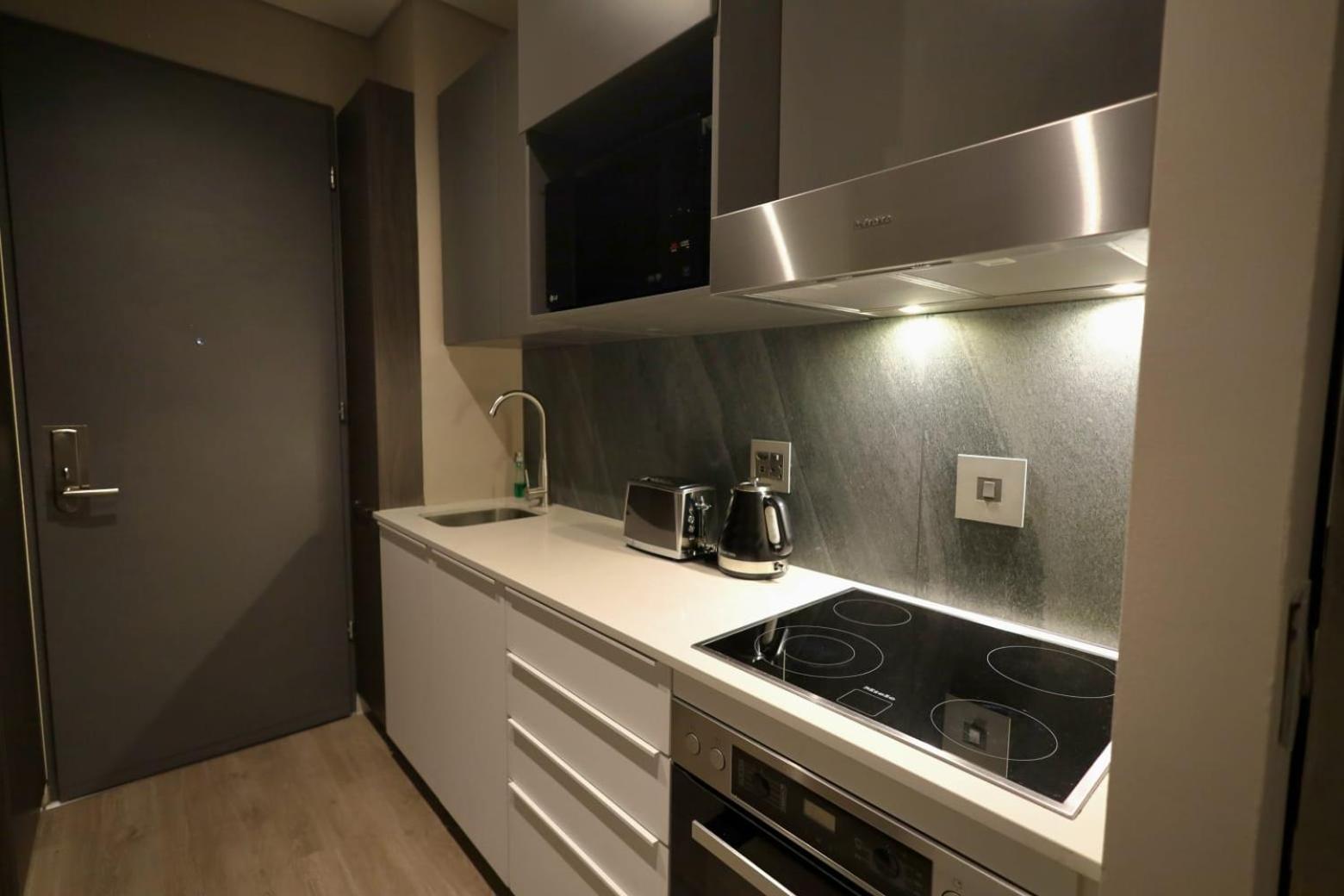Menlyn Maine Luxury Rentals Претория Экстерьер фото