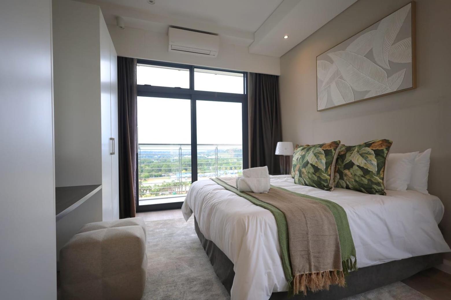 Menlyn Maine Luxury Rentals Претория Экстерьер фото
